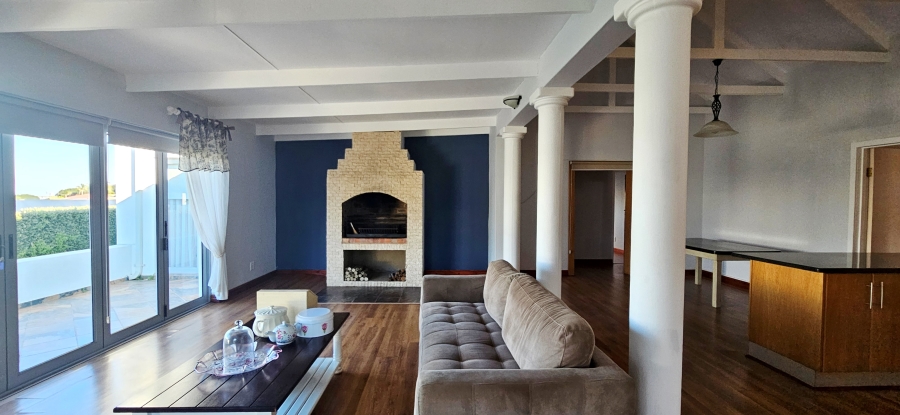 3 Bedroom Property for Sale in Stilbaai Wes Western Cape